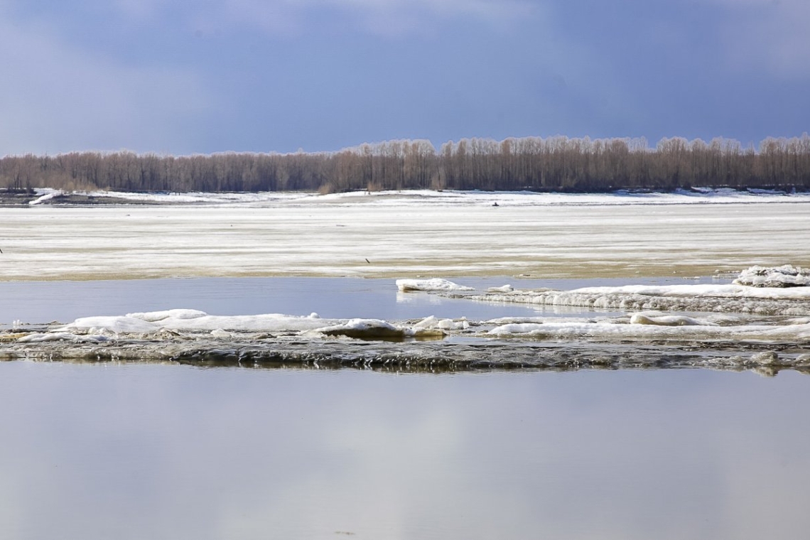 Стала известна предположительная дата ледохода на Оби в районе Нижневартовска
