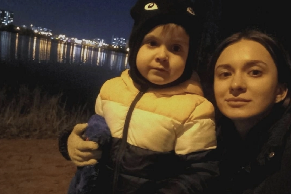 В Нижневартовске молодая мама и её сын не выходят на связь с момента происшествия