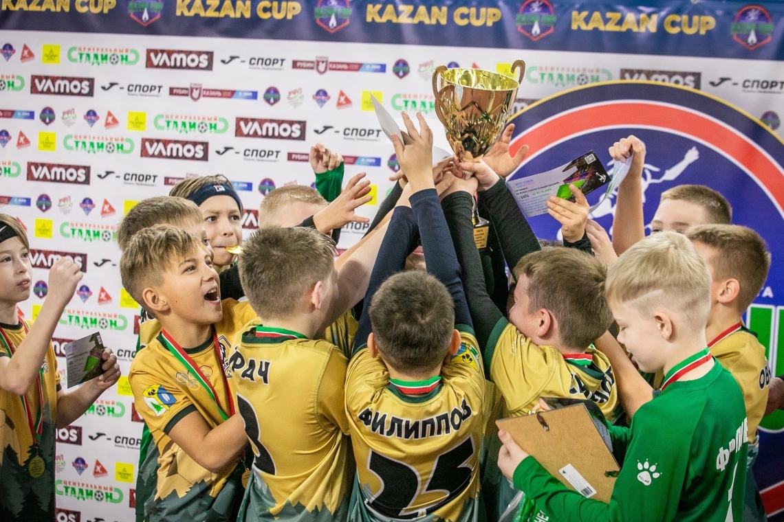 Команда юных футболистов из Нижневартовска заняла 1 место по футболу в Казани